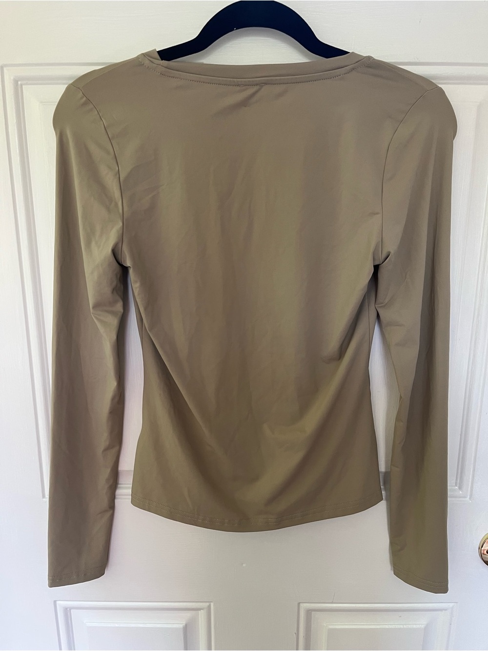Princess Polly NWT Size 6 Arnim Long Sleeve Top Latte - Picture 7 of 8